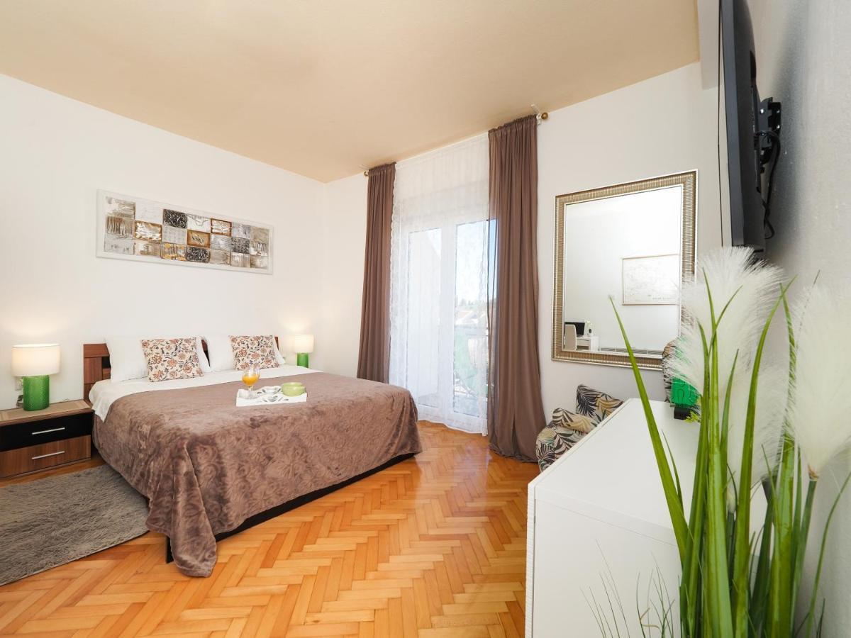 Beach Paradise Apartments Zara Esterno foto